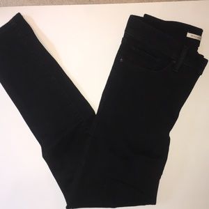 311 Shaping Black Jeans